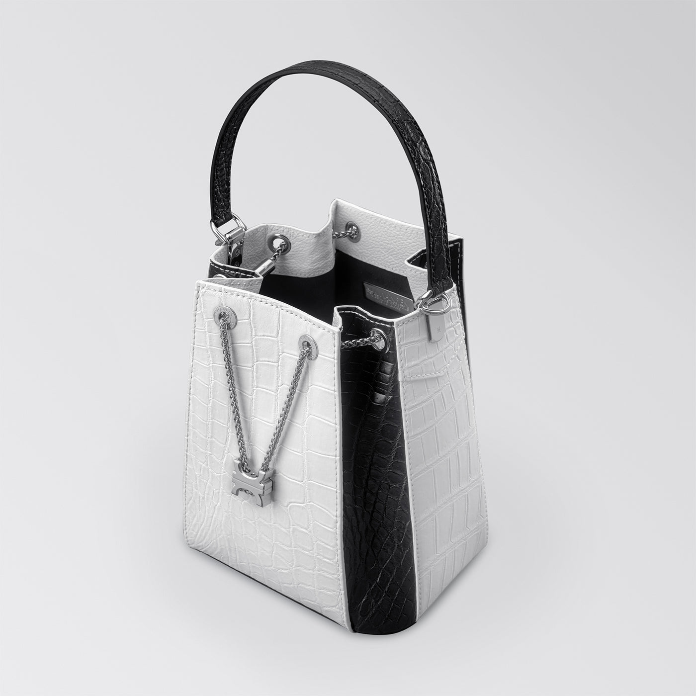 CREST LINK ORIGAMI BUCKET BAG (Arctic) | KWANPEN